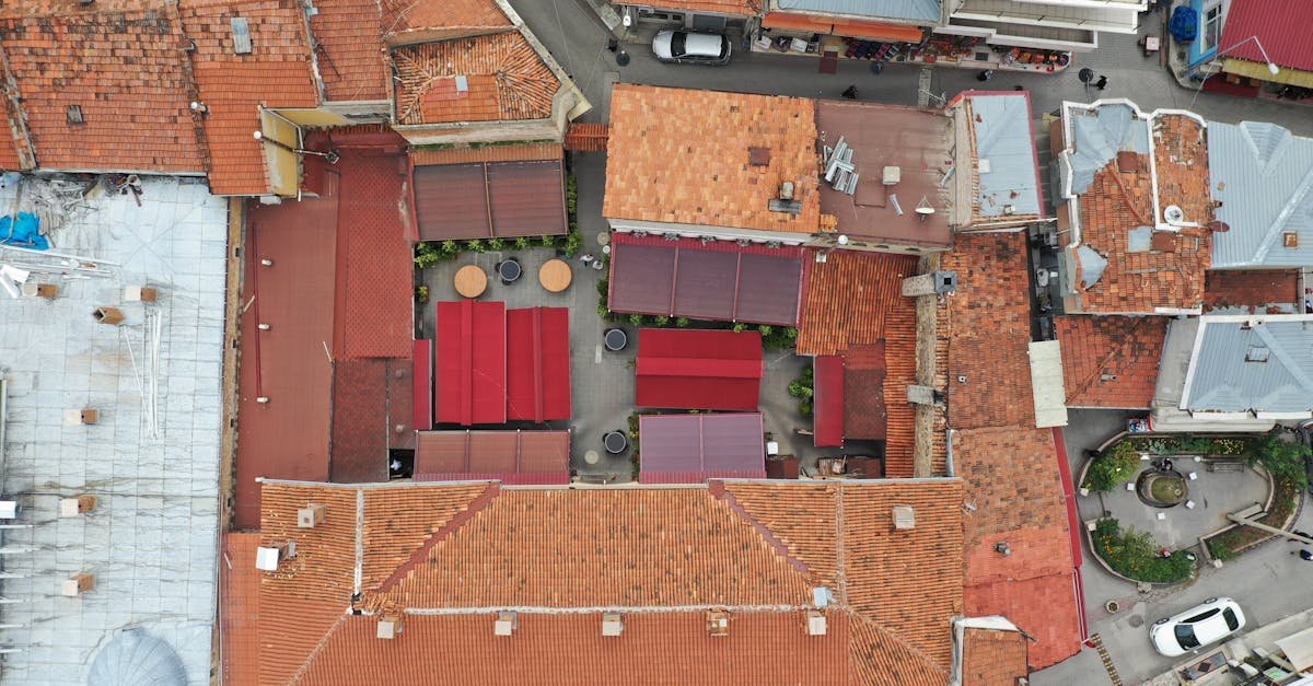 Aerial shot showcasing the historic architecture of Kastamonu, Türkiye with vibrant rooftops.