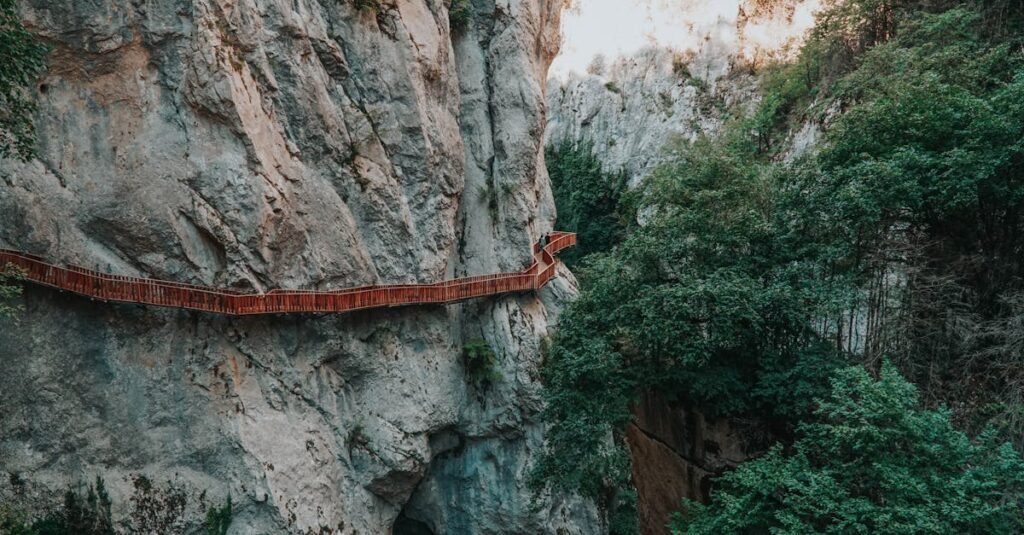 Explore the stunning rocky cliffs with a scenic walkway in Kastamonu, Türkiye.