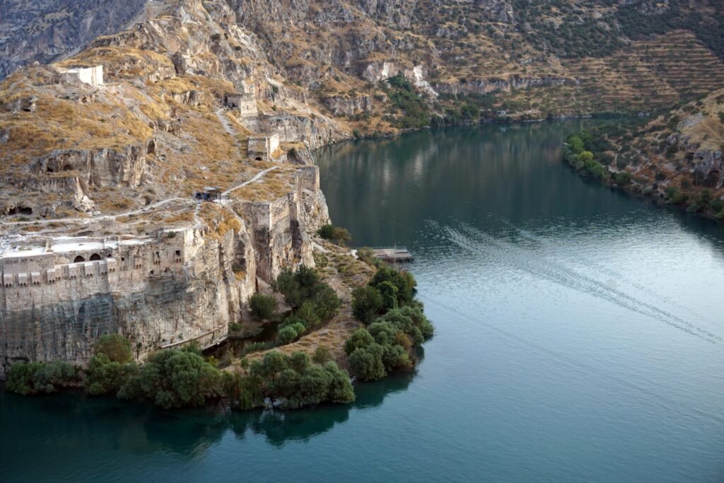 Explore the mesmerizing landscape and historic ruins along Gaziantep's tranquil waterway.