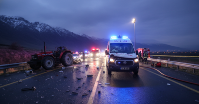 Oltu'da Şiddetli Kaza "Oltu'da Gece Yarısı Kaza: Ambulans ve Traktör Çarpıştı."