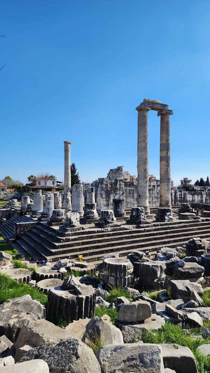 Explore the majestic ruins of the Temple of Apollo in Didim, showcasing ancient history amidst stunning architecture.