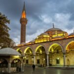 KONYA’DA SIRTINDAN VURULAN GENÇ YOL KENARINDA BULUNDU!