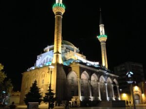 Kayseri – Forum’da bıçaklı kavga